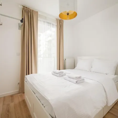 Wola Signature By Bookinghost