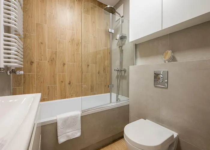 Wola Signature By Bookinghost Lejlighed